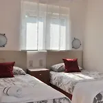 Apartman Vanilla With Heated Pool Zadar