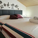 Vanilla With Heated Pool * Задар