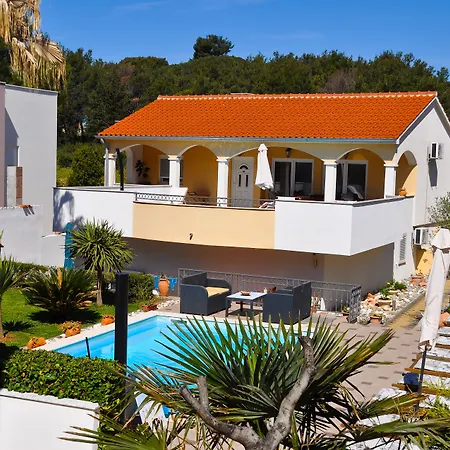 Vanilla With Heated Pool شقة *