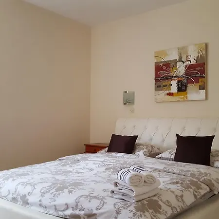 Appartement Vanilla With Heated Pool *