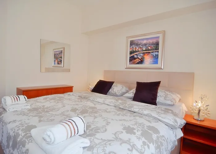 Vanilla With Heated Pool Zadar