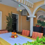 Vanilla With Heated Pool *