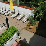 Vanilla With Heated Pool Apartamento