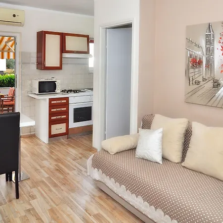 Апартаменти Vanilla With Heated Pool *