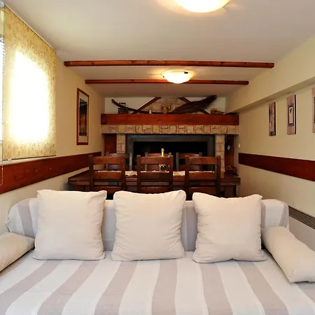 Vanilla With Heated Pool *