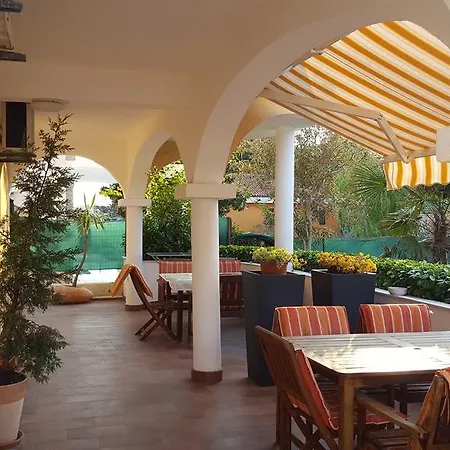 Апартаменти Vanilla With Heated Pool Задар