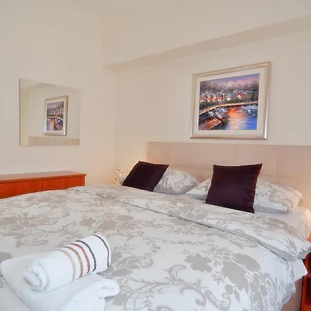 Vanilla With Heated Pool Zadar