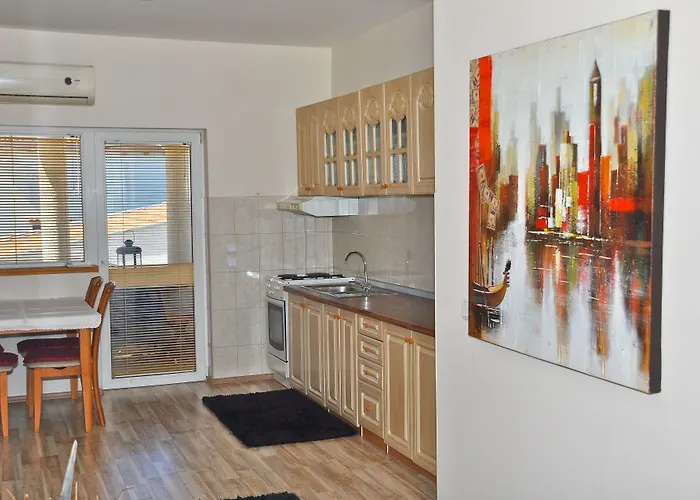 Vanilla With Heated Pool Zadar