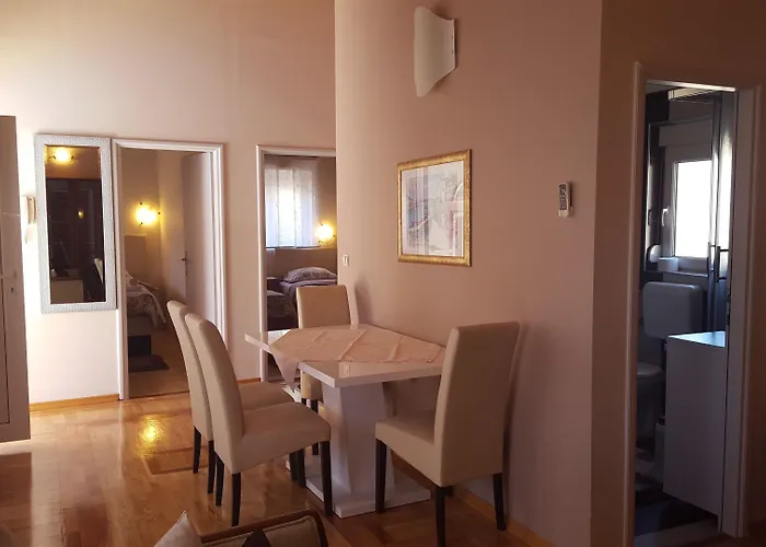 Vanilla With Heated Pool Apartmán