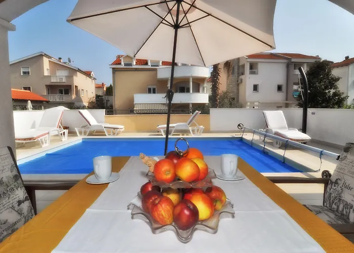 Vanilla With Heated Pool Apartament Zadar