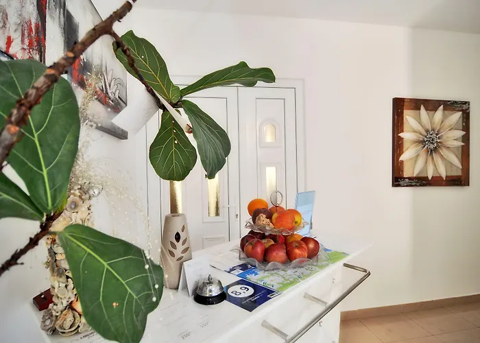 Vanilla With Heated Pool Zadar